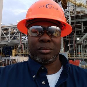 Meet your Posher, Derrick